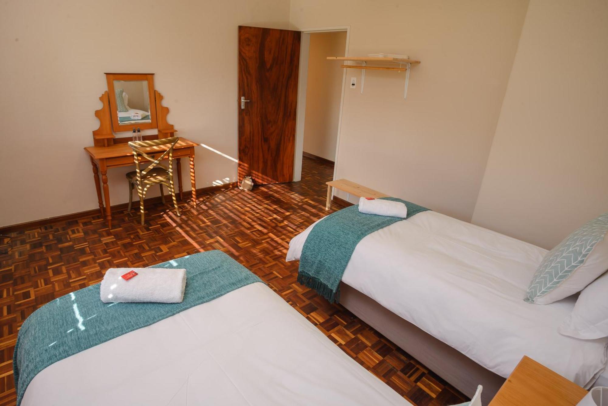 Oorvloed Guesthouse Swellendam Buitenkant foto